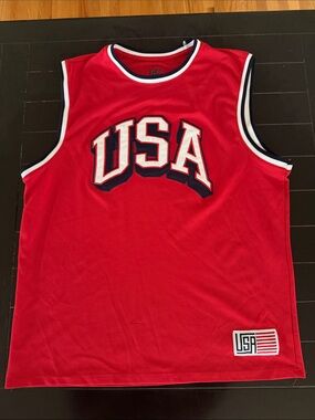USA vintage men’s red tank top, size XL